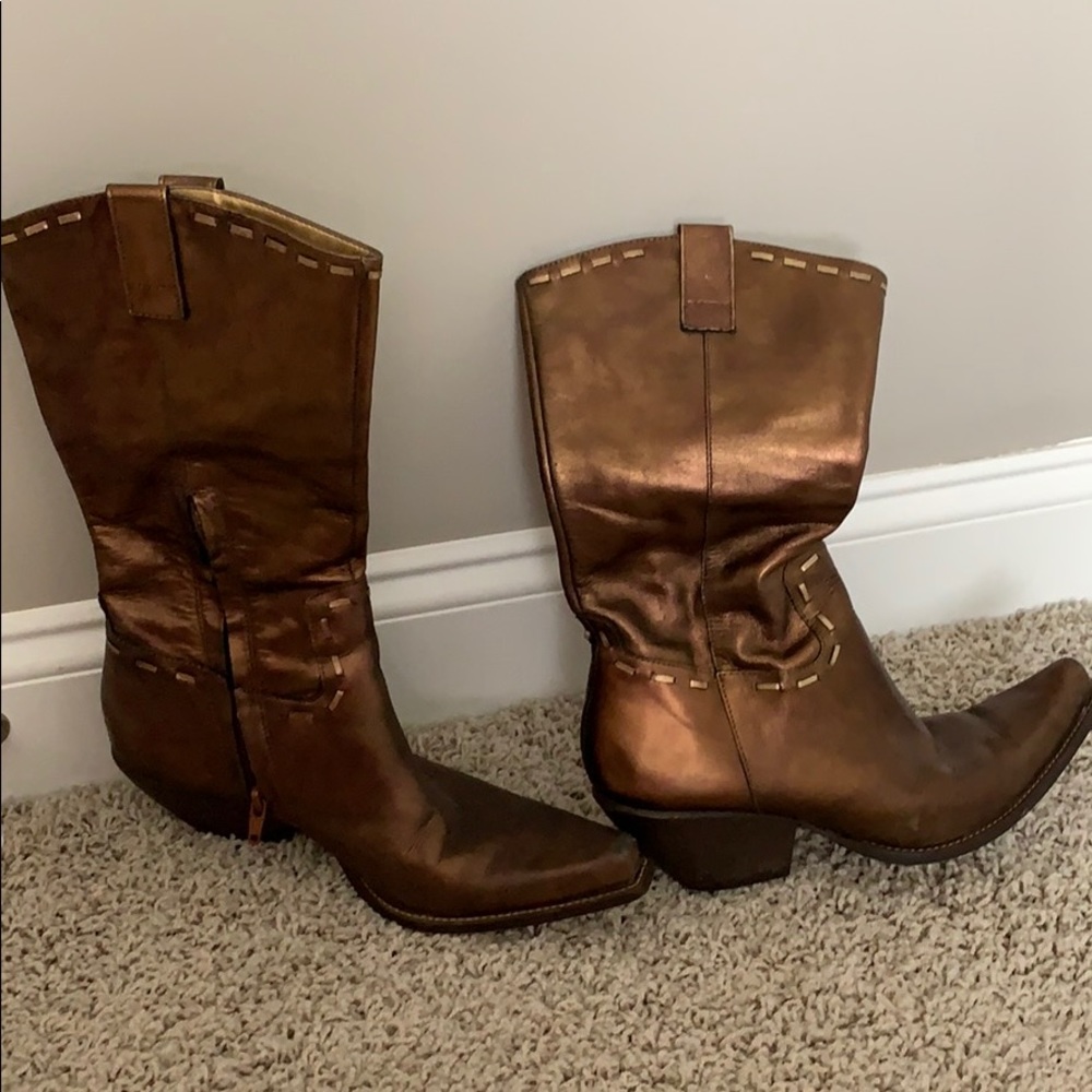 BCBGirls boots. Runs small will fit size 6.5!